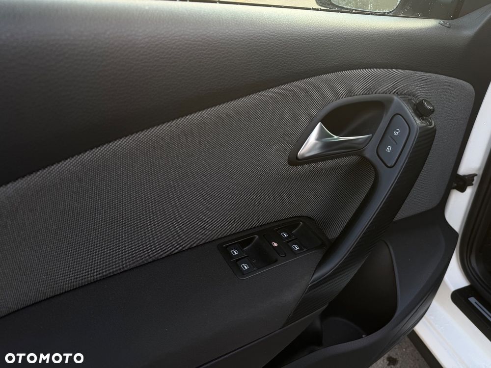 Volkswagen Polo - 9