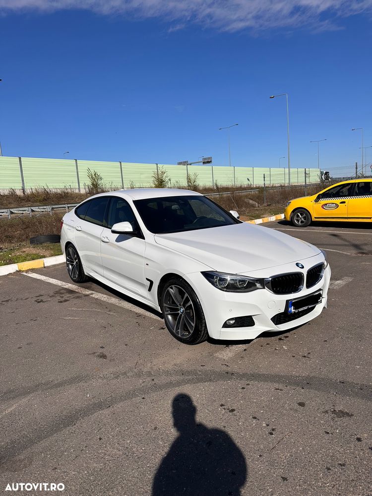 BMW Seria 3 330i xDrive AT M Sport Shadow - 2