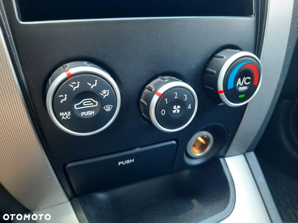 Hyundai Tucson 2.0 2WD GLS Style - 22