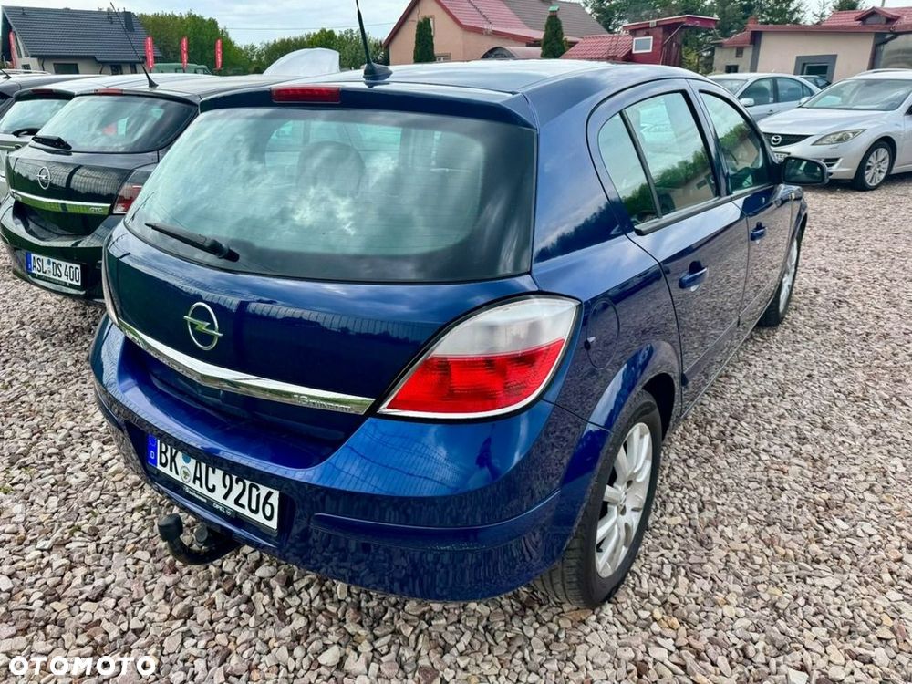Opel Astra - 4