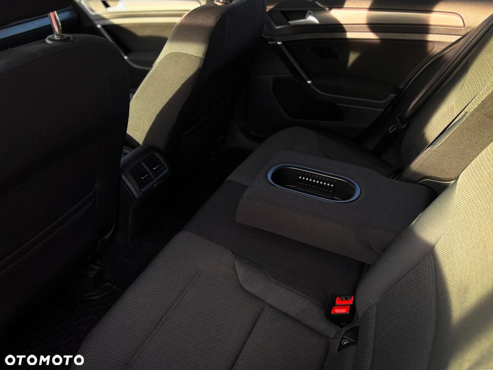Volkswagen Golf 1.6 TDI BMT Comfortline - 13