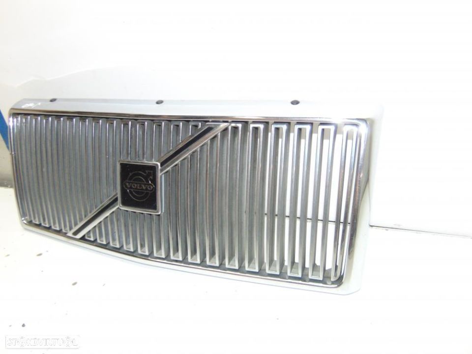Volvo 960 grelha - 3
