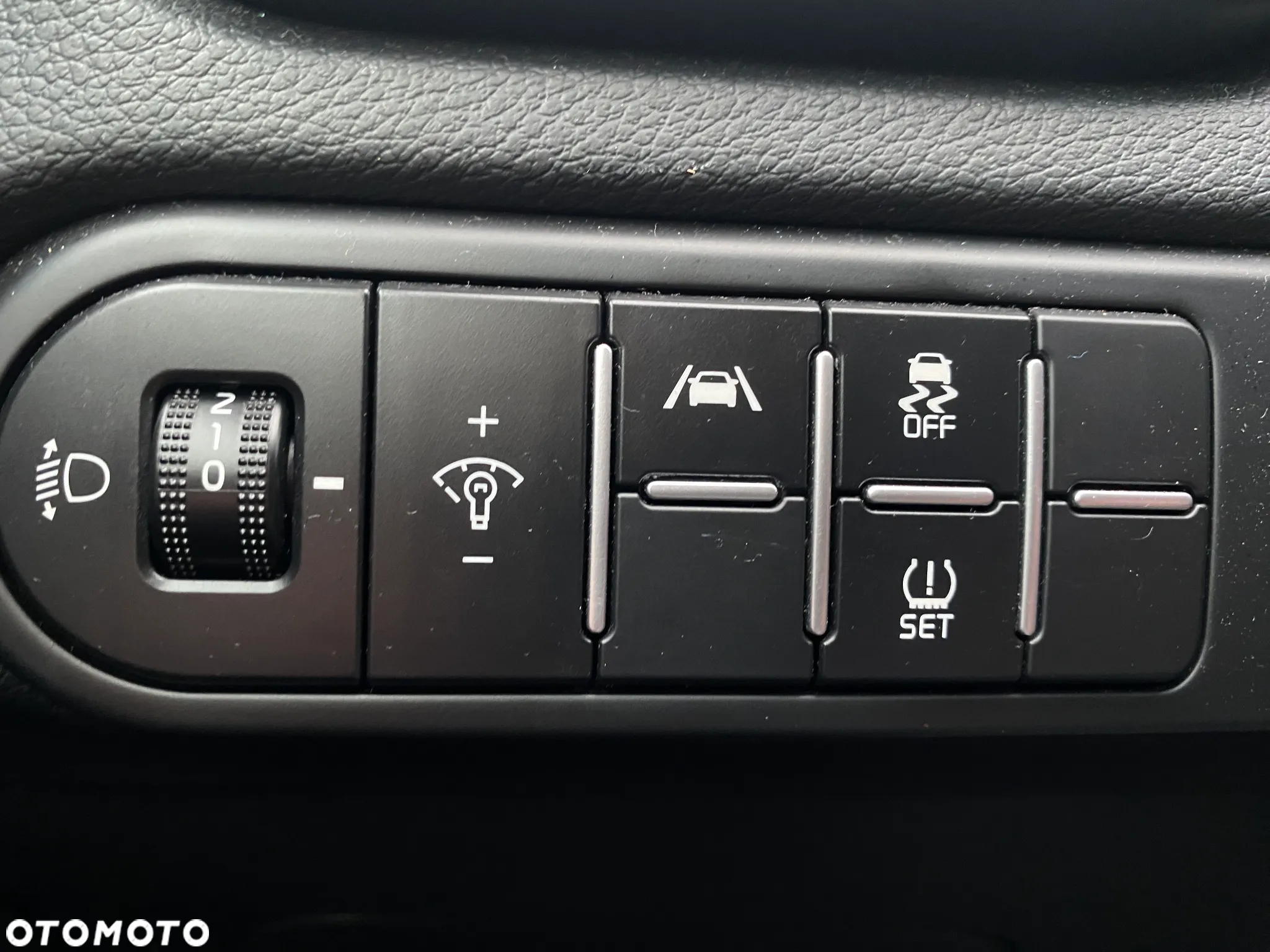 Kia Ceed 1.5 T-GDI M - 24