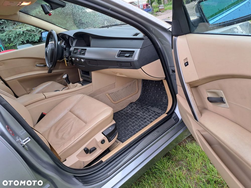 BMW Seria 5 530i - 20