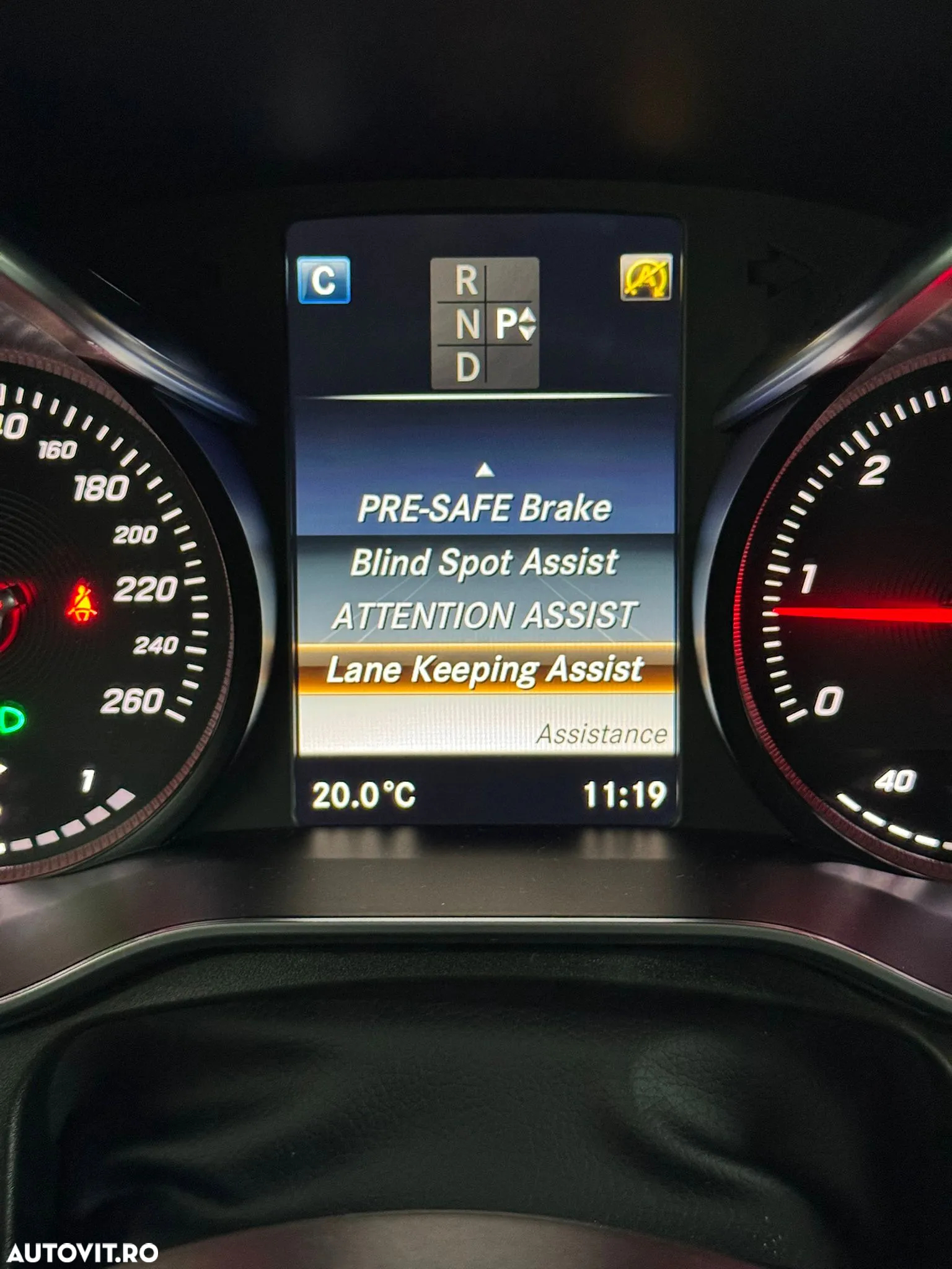 Mercedes-Benz GLC 250 d 4MATIC - 29