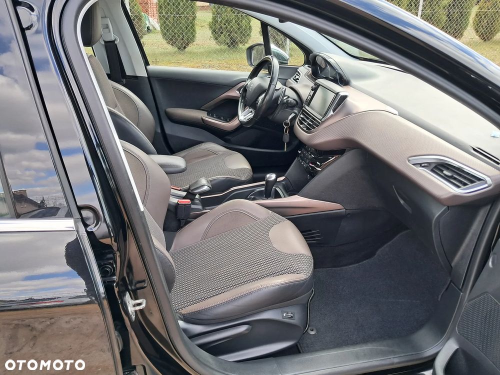 Peugeot 2008 e-HDi FAP 92 EGS6 STOP & START Allure - 18