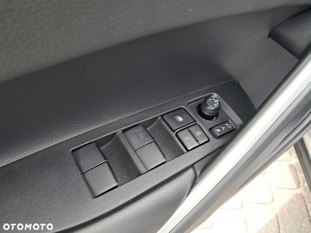 Toyota Corolla Cross 2.0 Hybrid Style - 13