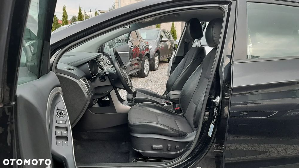 Hyundai i30 1.4 CRDi Comfort - 7