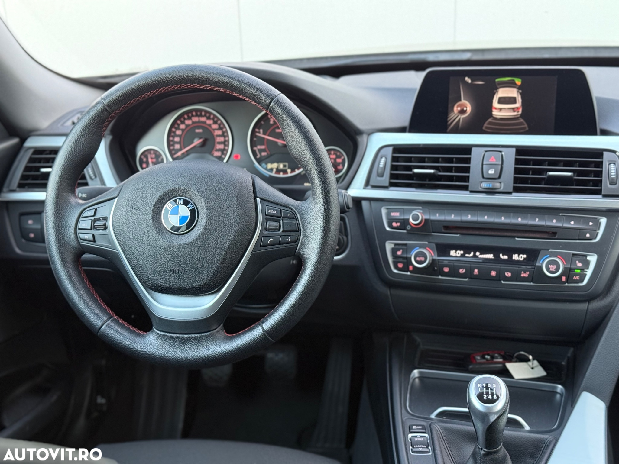 BMW Seria 3 320d Sport Line - 9