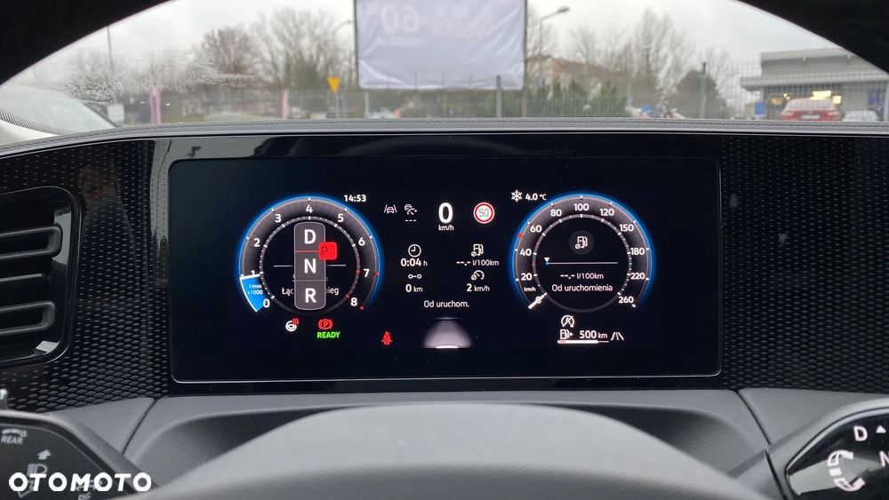 Volkswagen Tiguan - 11