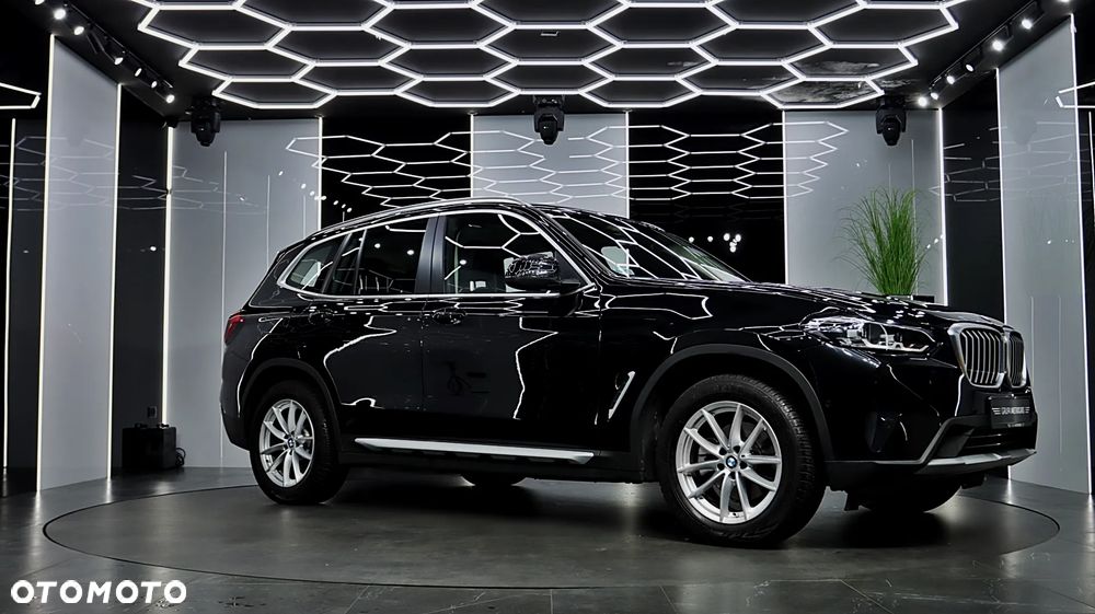 BMW X3 xDrive20i Luxury Line - 11