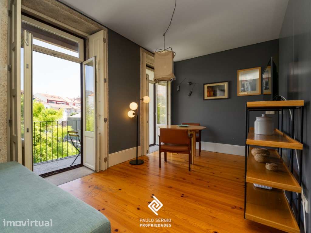 Apartamento T1 na Rua Entreparedes | Excelente Oportunidade de Inve... - Grande imagem: 4/19