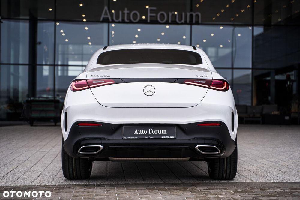 Mercedes-Benz GLC - 11