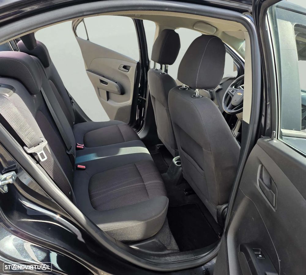 Chevrolet Aveo 1.3 VCDi LT - 11