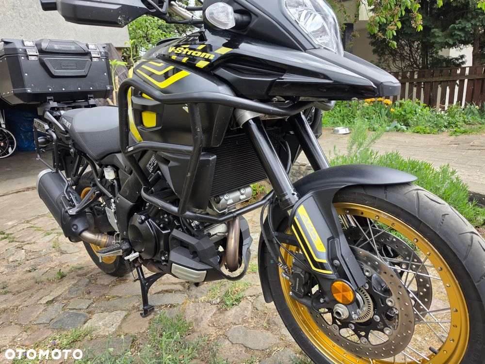 Suzuki DL - 7