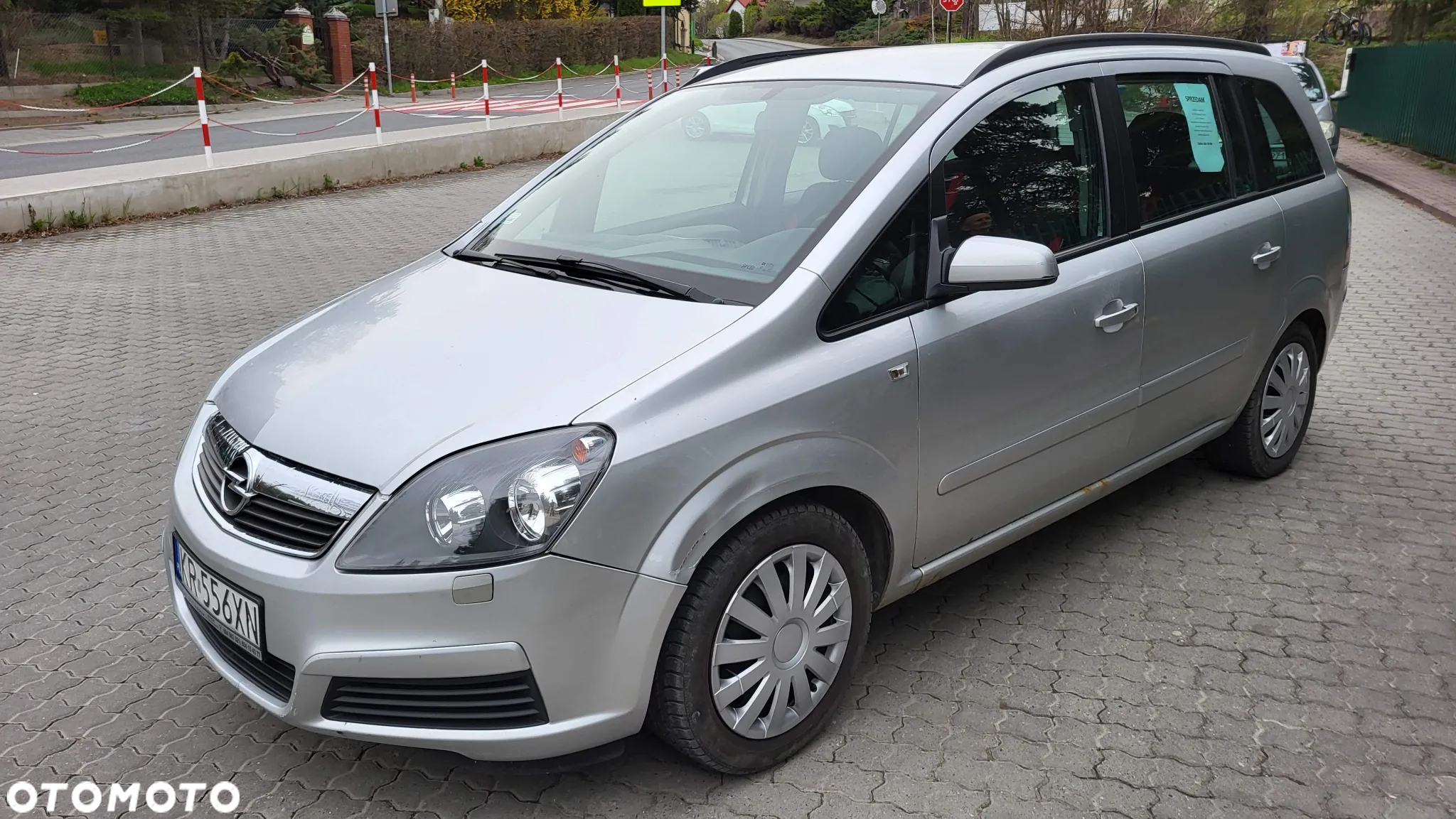Opel Zafira - 2