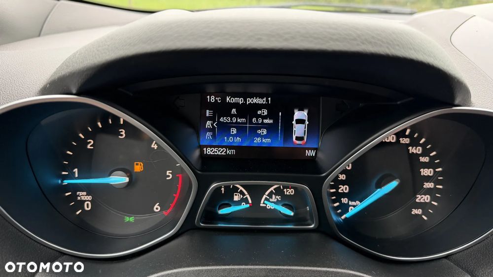 Ford Kuga 2.0 TDCi 2x4 ST-Line - 19