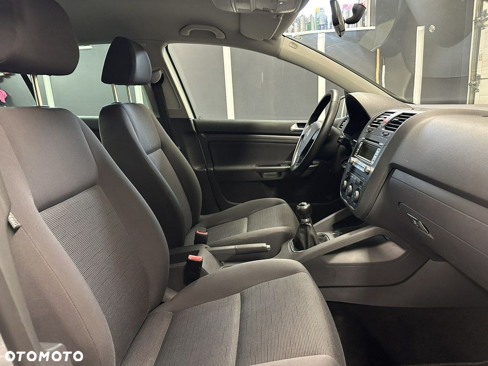 Volkswagen Golf 1.6 Trendline - 9