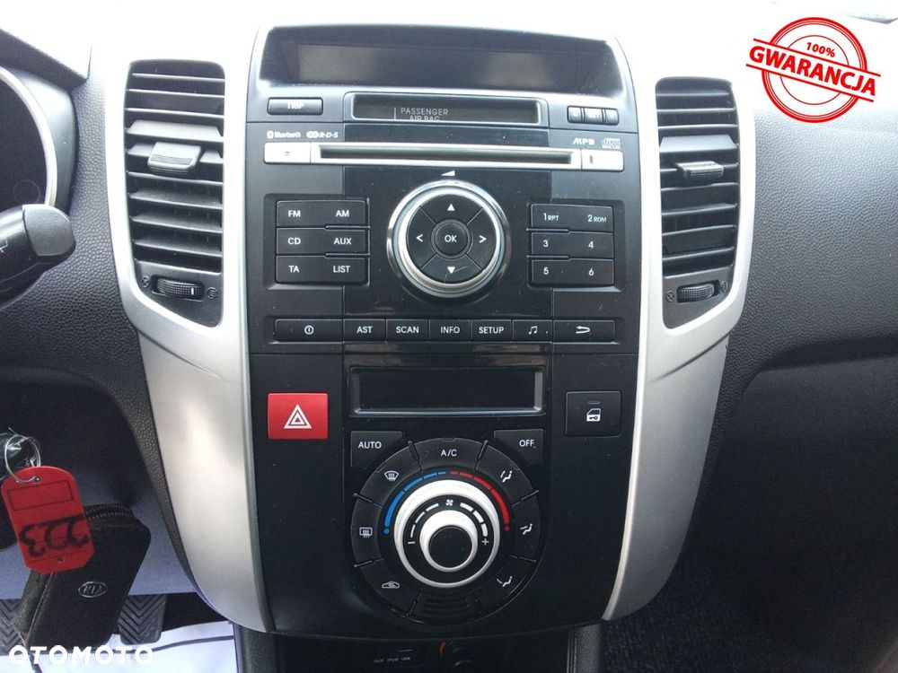 Kia Venga - 19