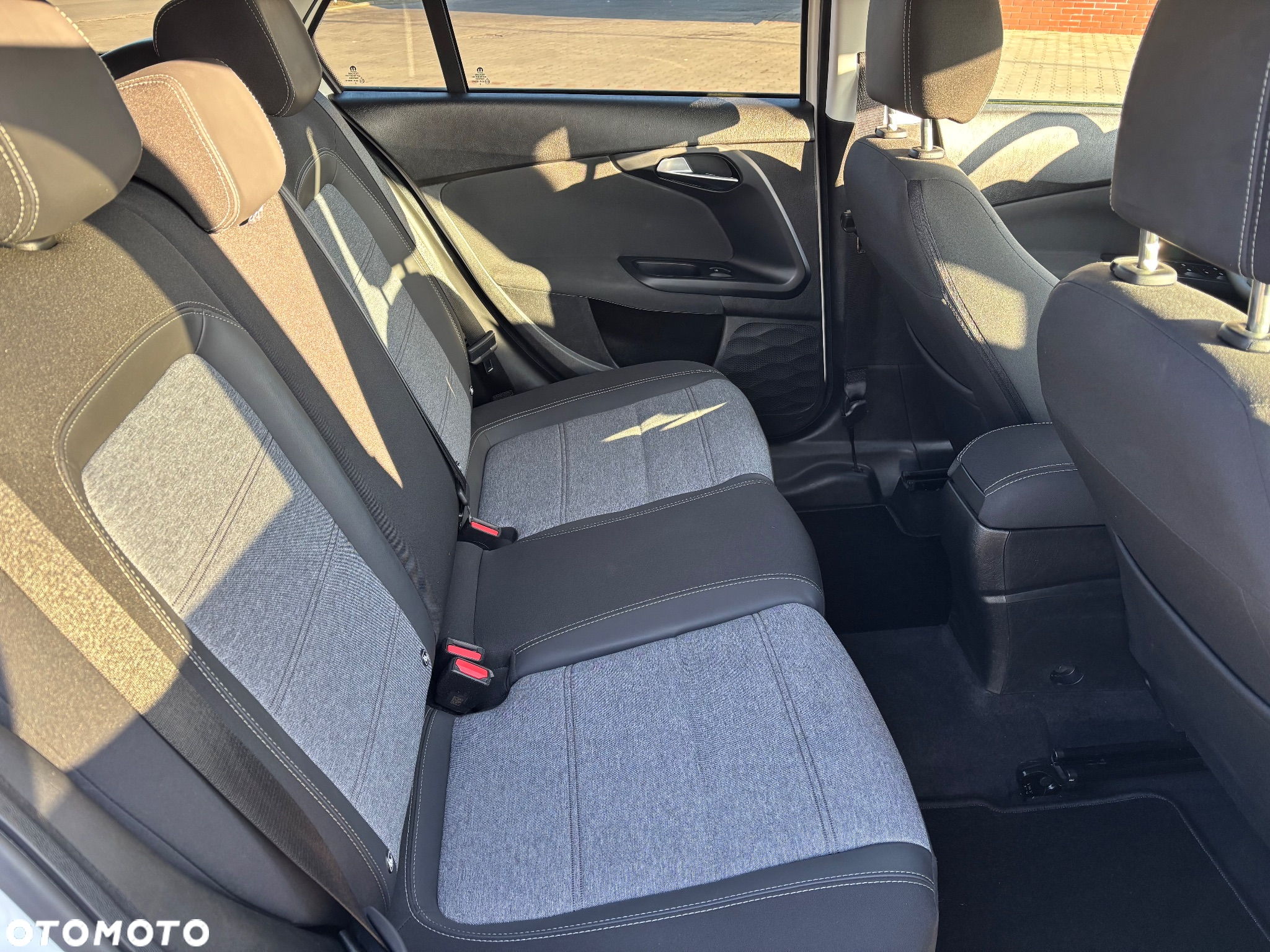 Fiat Tipo 1.6 MultiJet Cross - 13