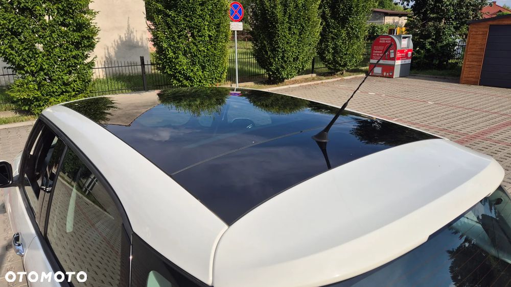 Fiat 500L 1.4 16V Urban Edition - 32