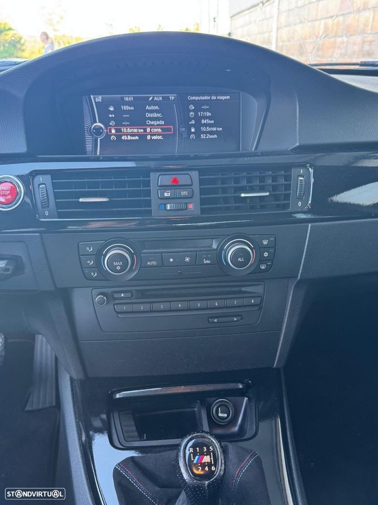 BMW 335 i Pack M - 9