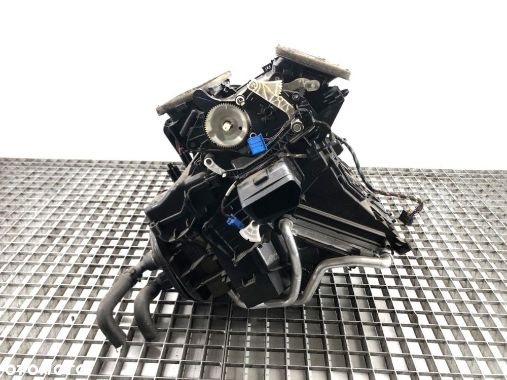 NAGRZEWNICA  MAN TGE Autobus 2017 - 2022 2.0 TDI 130 kW [177 KM] olej napędowy 2017 - 2022 - 2