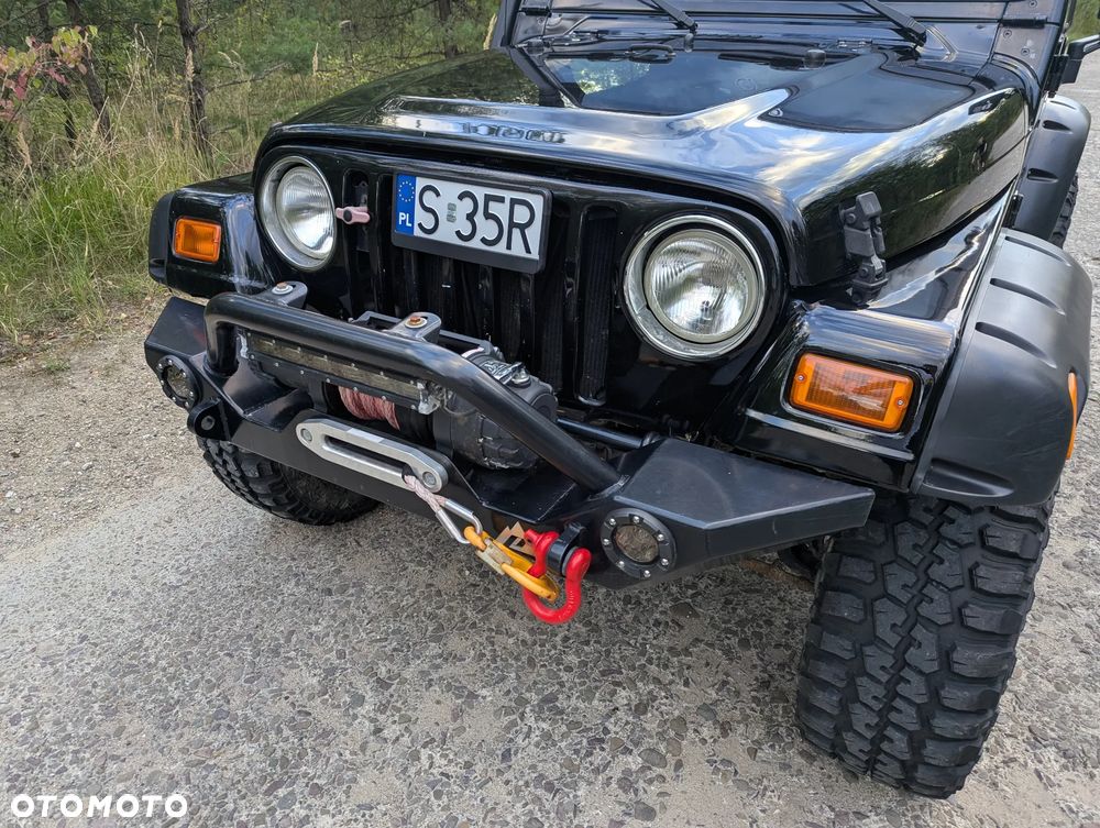 Jeep Wrangler - 13