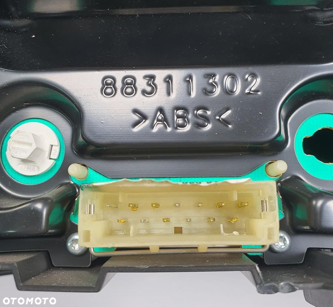 LICZNIK OBROTOMIERZ OPEL CORSA C LIFT 88311302 13117946 EUROPA - 5