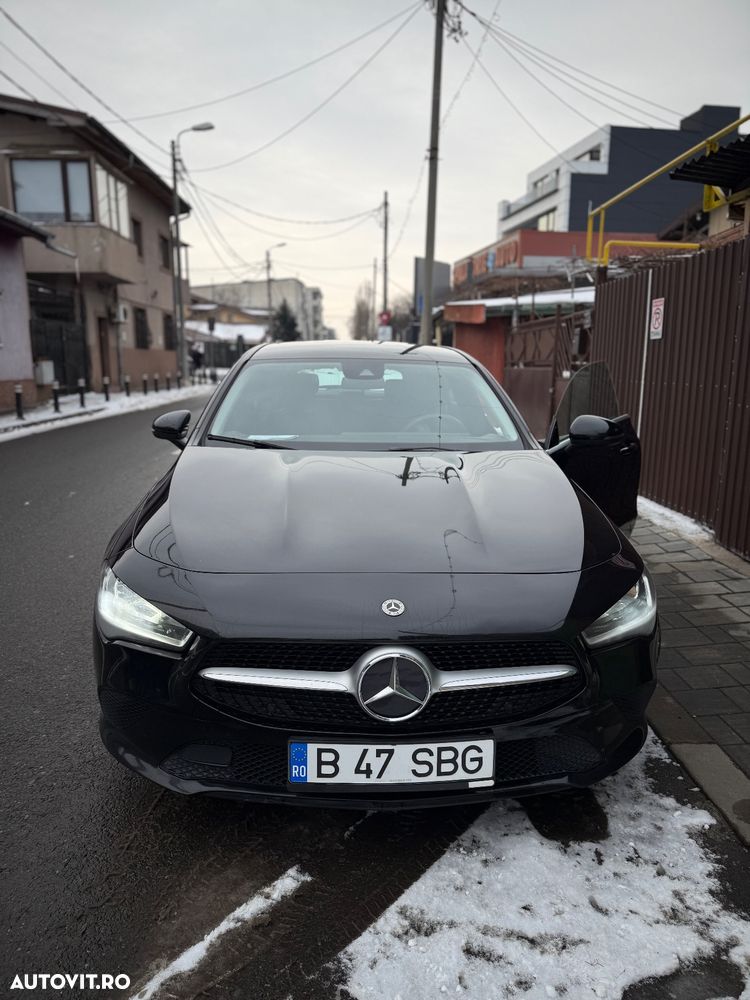 Mercedes-Benz CLA 200 - 30