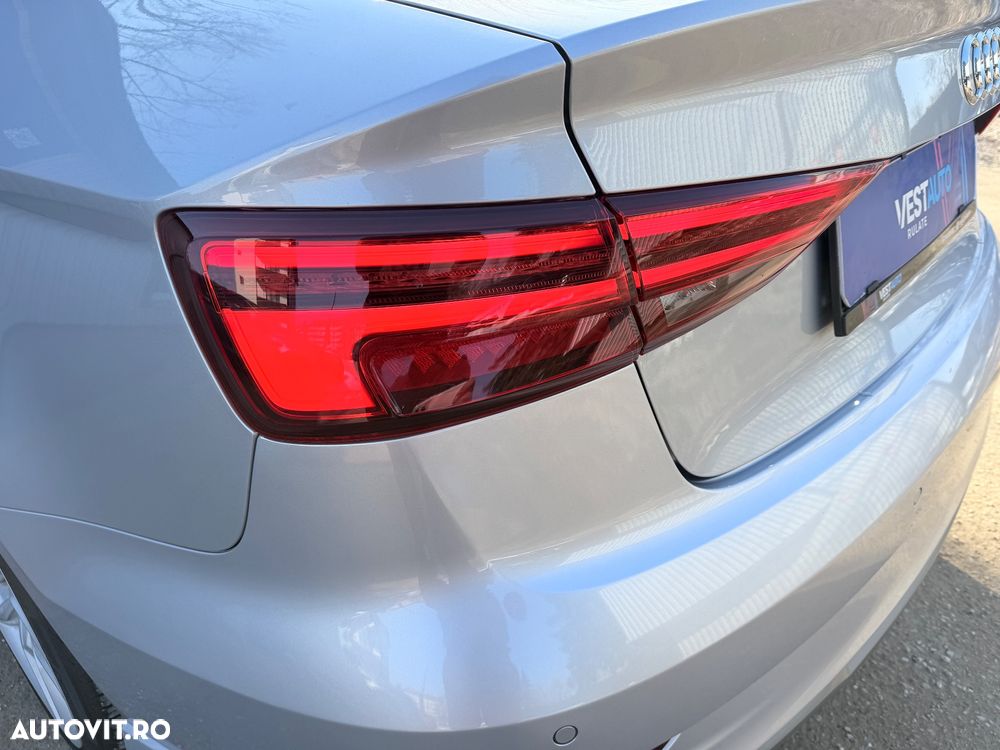 Audi A3 1.6 TDI S tronic Sport - 20