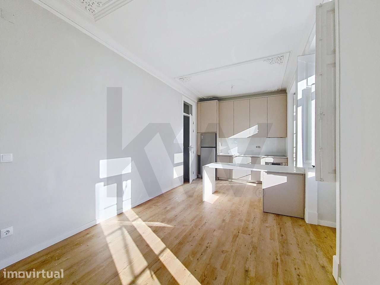 Apartamento T3 (convertido em T2) de Charme junto ao Jardim de Paço - Grande imagem: 2/18