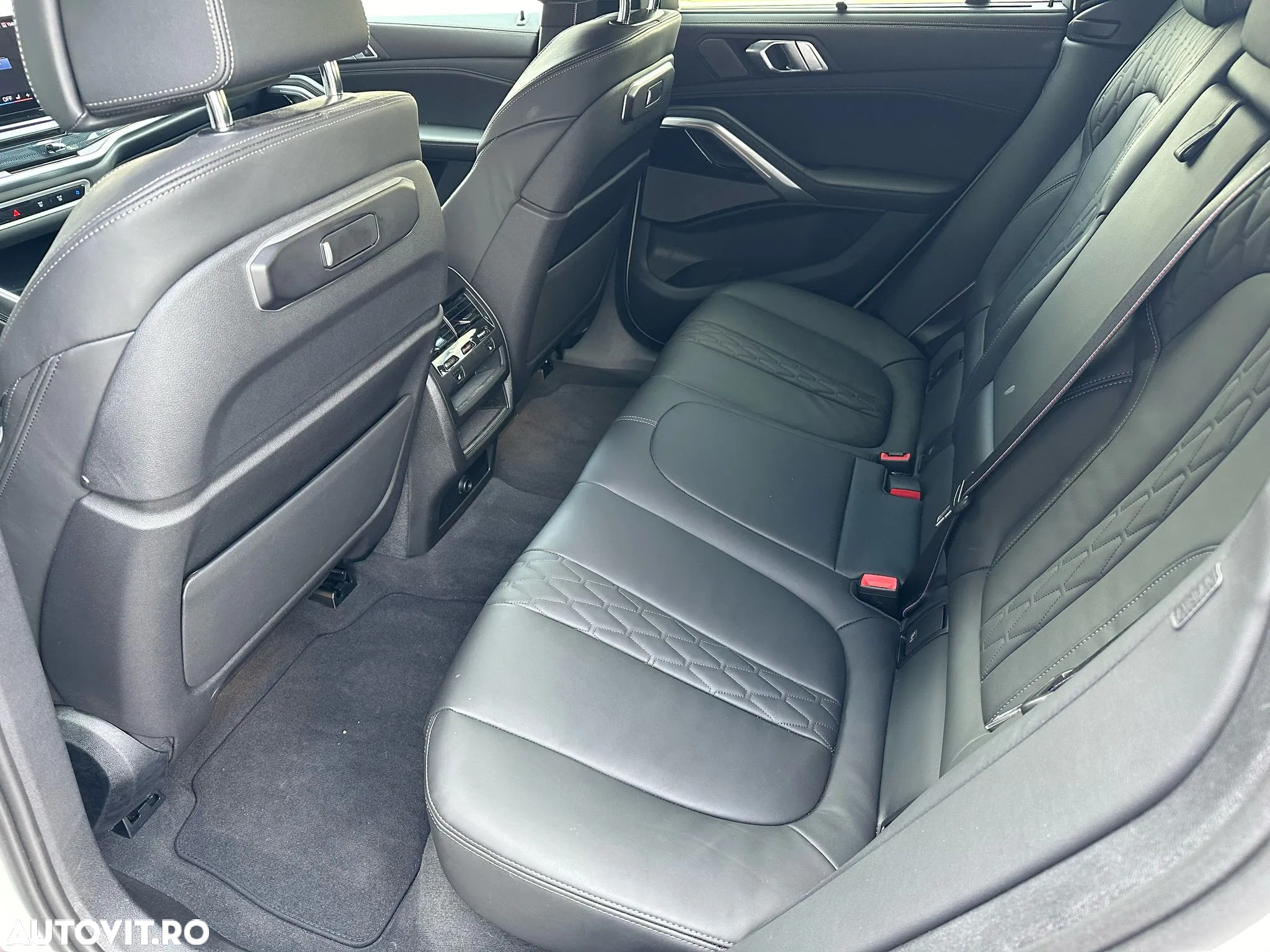 BMW X6 xDrive40d M Sport - 24