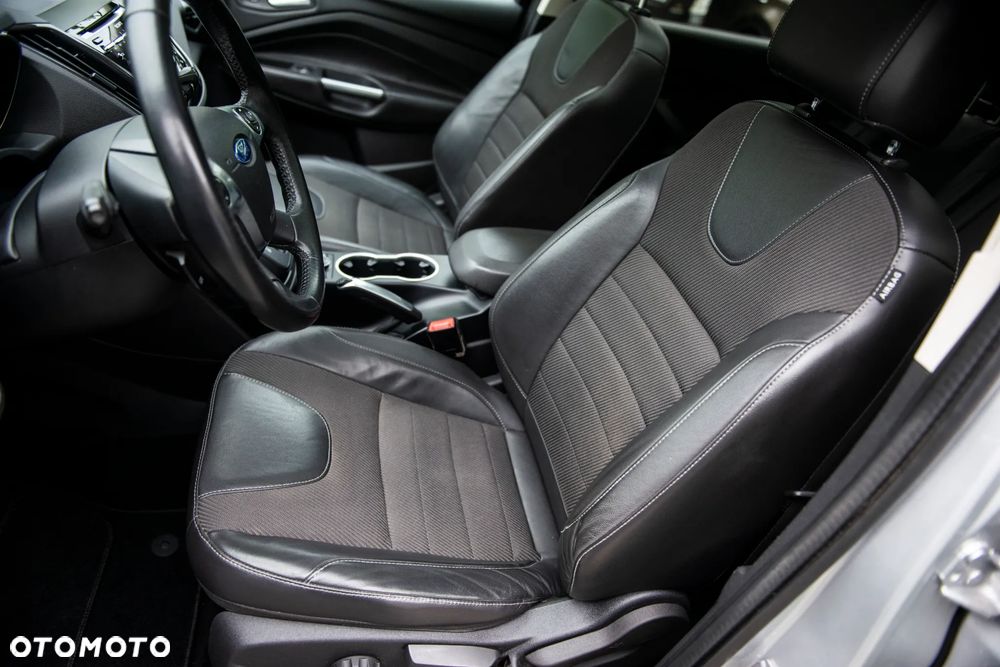 Ford Kuga 2.0 TDCi 4x4 Titanium - 18