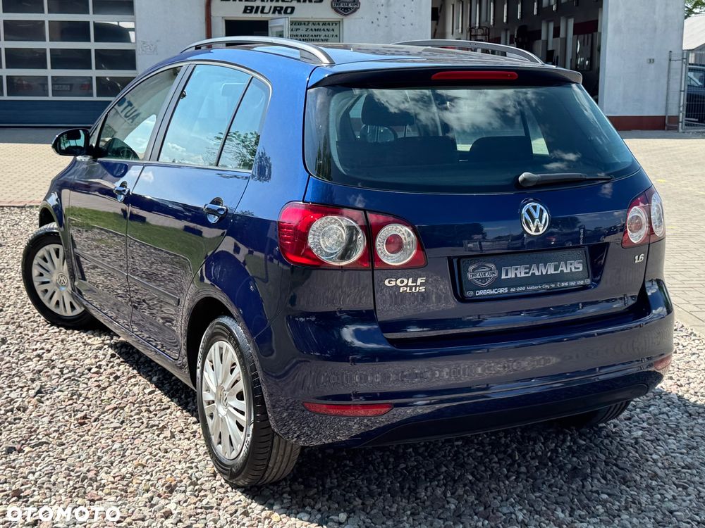Volkswagen Golf Plus - 9