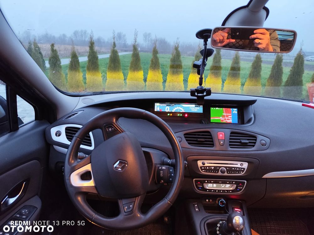 Renault Scenic 1.6 16V 110 Authentique - 5