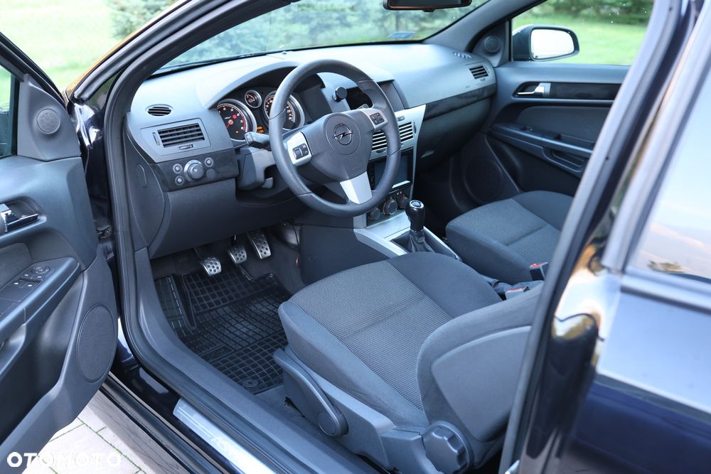 Opel Astra - 17