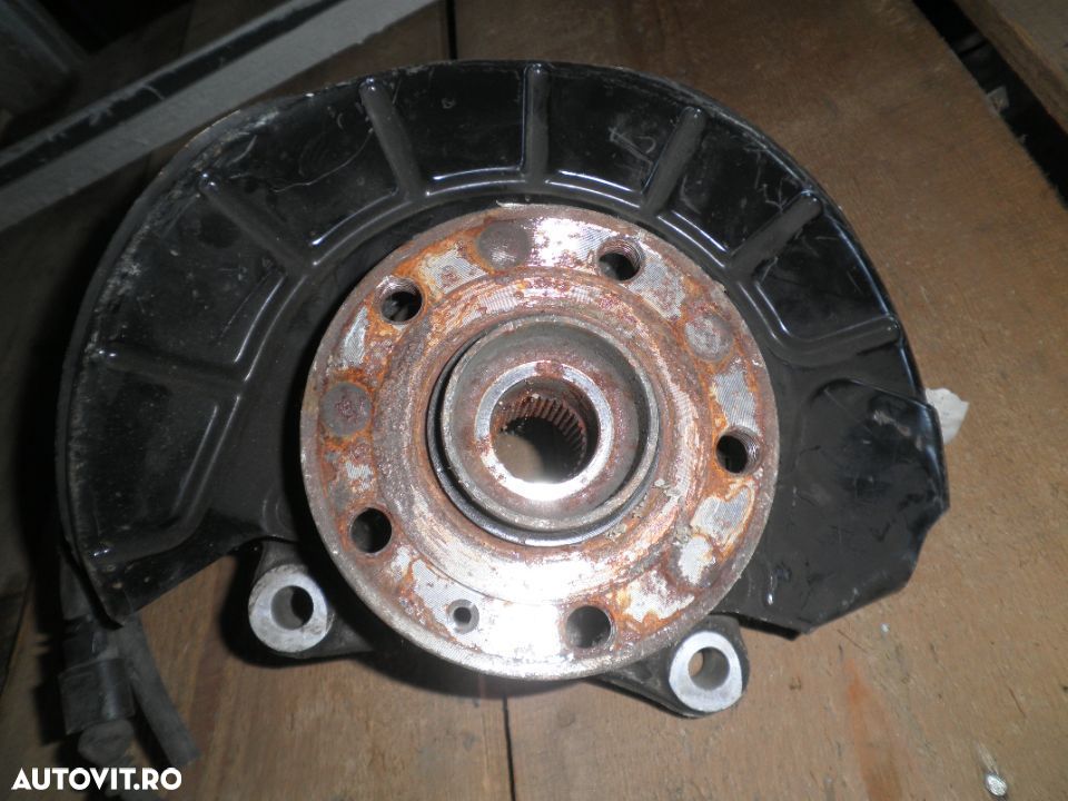 Fuzeta Stanga/ dreapta Fata VW Passat B7, Seat Leon 2 3C0407257F - 2