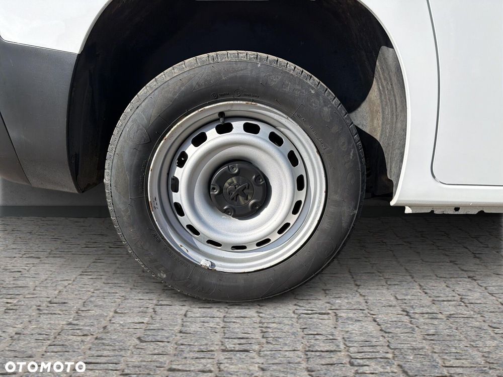 Peugeot partner 1.5 BlueHDi 100 PREMIUM Standard 650 4d - 19