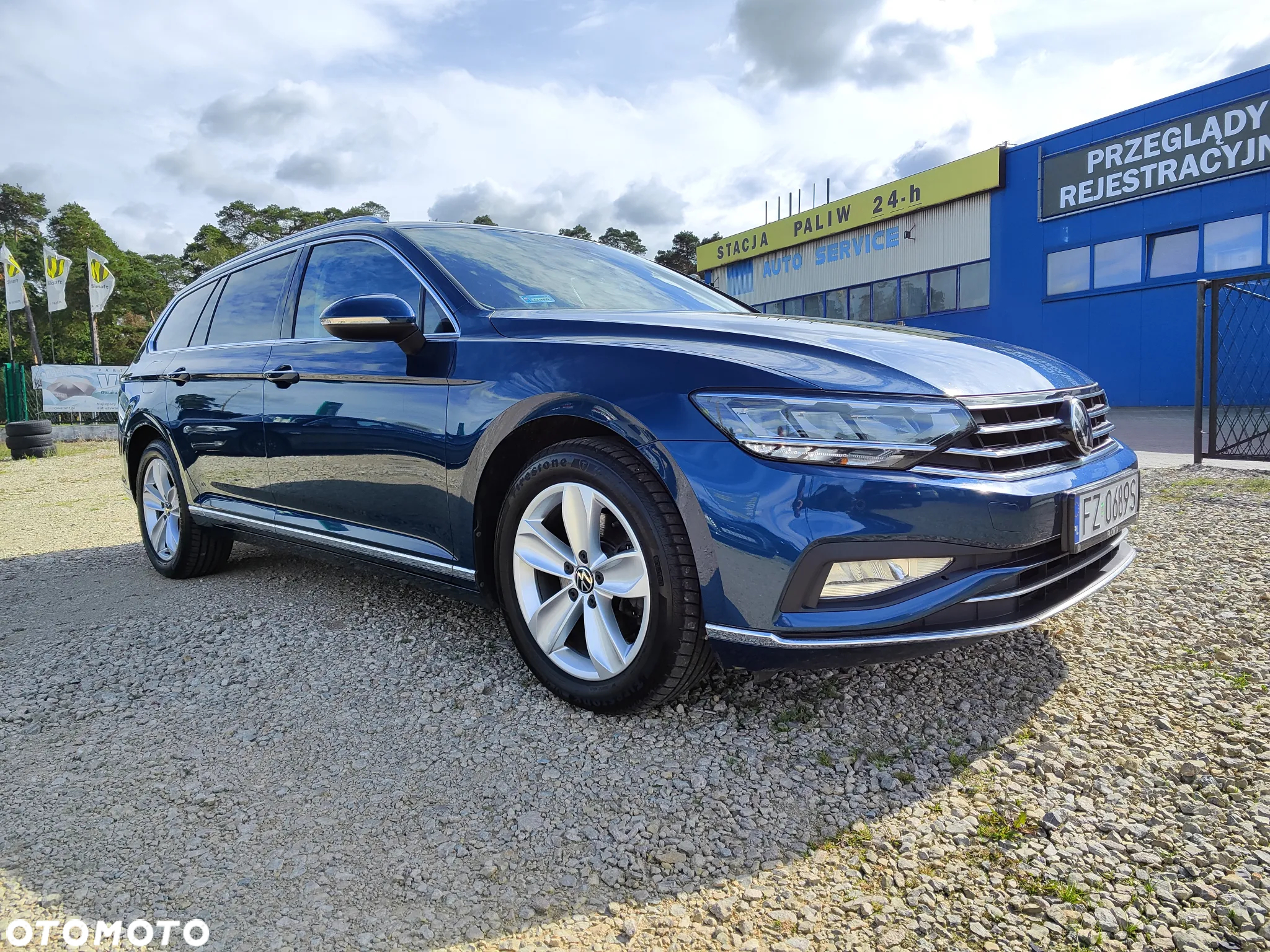 Volkswagen Passat 2.0 TDI EVO Elegance DSG - 2