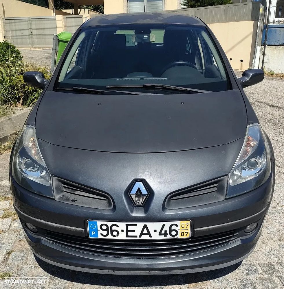 Renault Clio 1.2 16V Dynamique S - 1