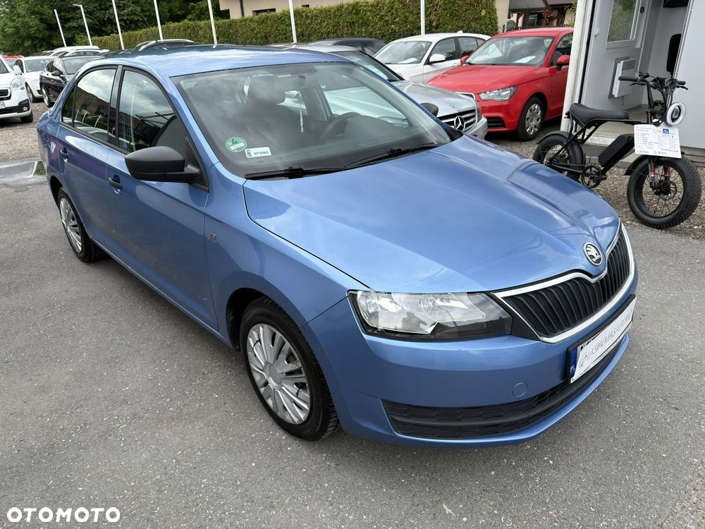 Skoda RAPID - 7