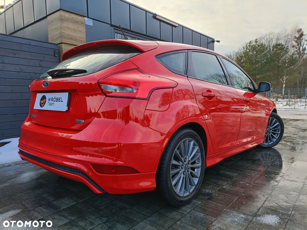 Ford Focus 1.0 EcoBoost Start-Stopp-System ST-LINE STYLE - 7