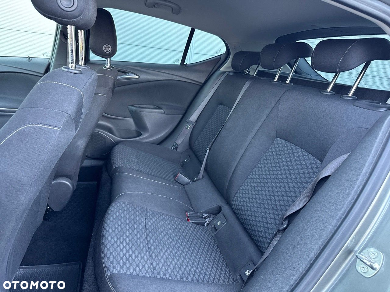 Opel Astra - 10