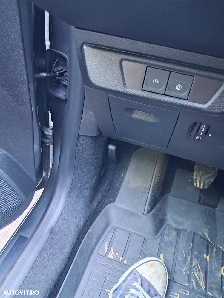 Dacia Logan ECO-G 100 MT6 XX - 16