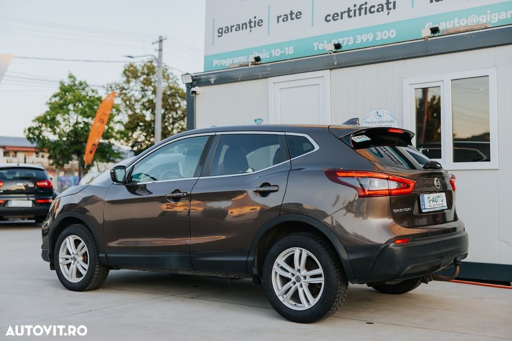 Nissan Qashqai 1.2 DIG-T N-Connecta - 6