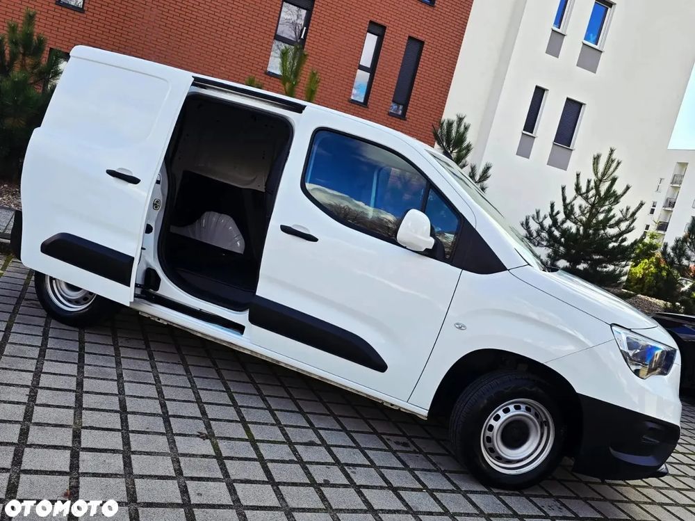 Opel Combo 1.5 CDTI S&S - 23