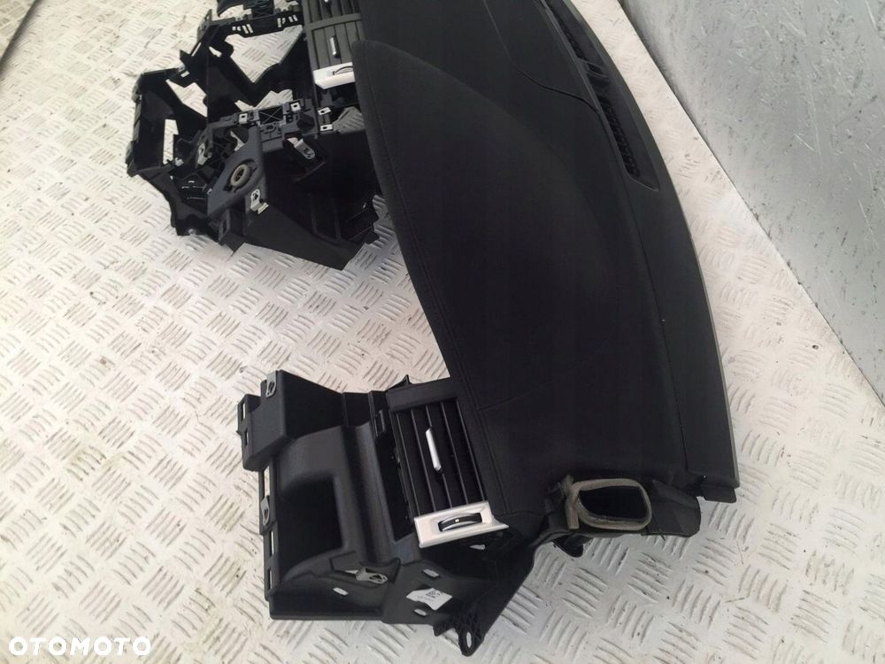 RANGE ROVER EVOQUE LIFT R DYNAMIC KONSOLA DESKA - 7