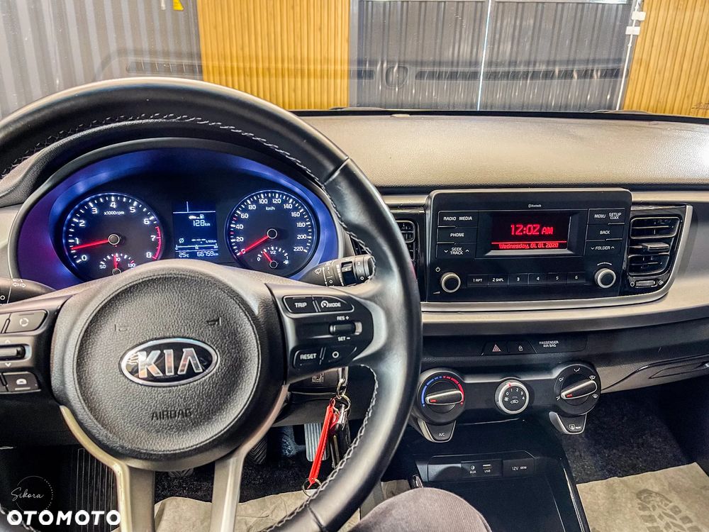 Kia Rio 1.2 L - 7