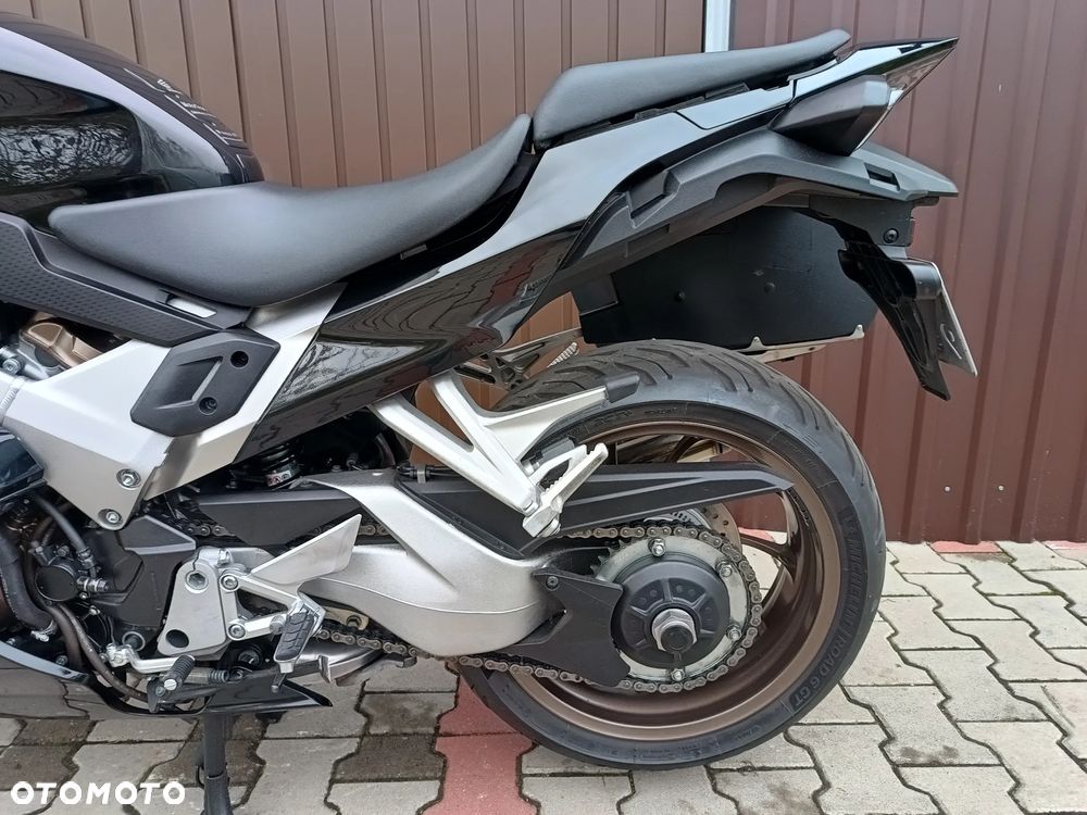 Honda VFR - 30